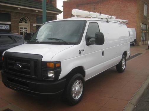 2013 Ford E350 Super Duty Cargo