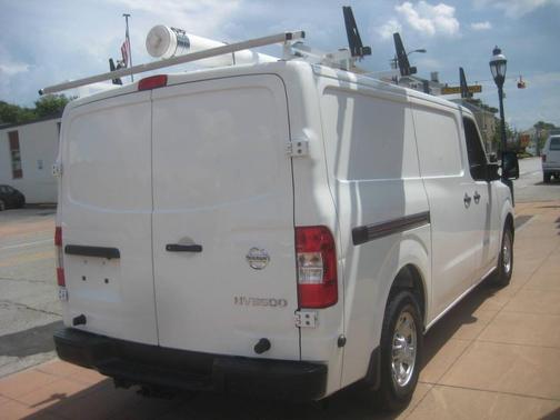2018 Nissan NV Cargo NV3500 HD S V8