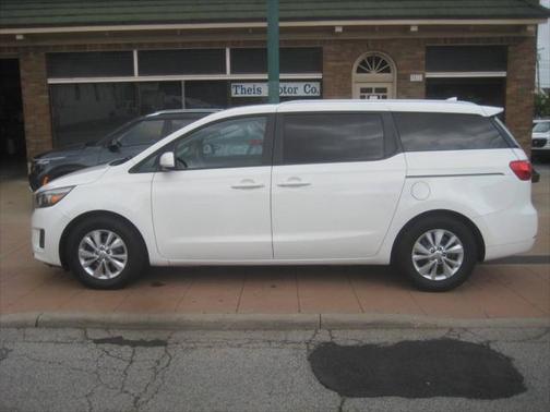 2016 Kia Sedona LX