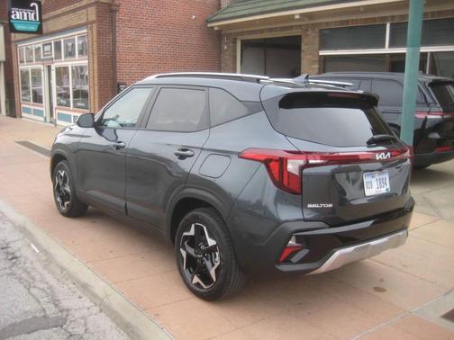 2025 Kia Seltos S