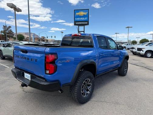 Reef Blue Metallic 2026 Chevrolet Colorado ZR2