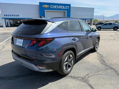 2025 Hyundai TUCSON SEL