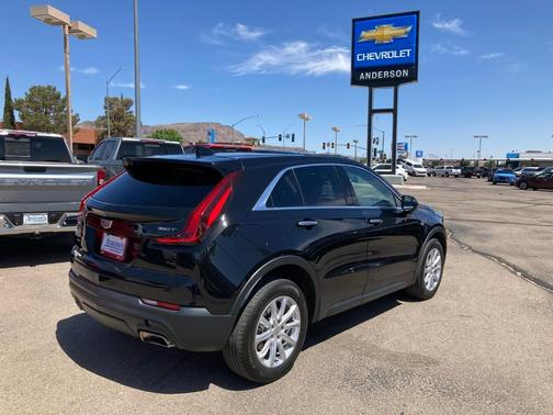 2022 Cadillac XT4 Luxury
