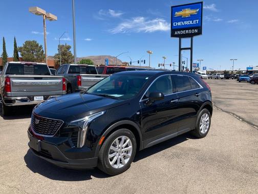 2022 Cadillac XT4 Luxury