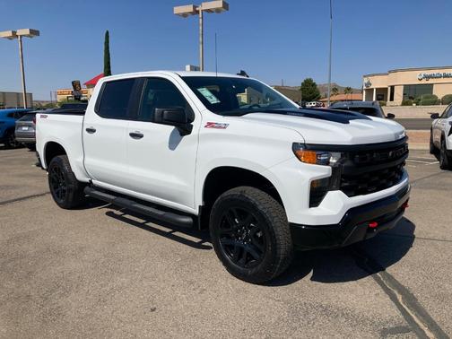 2025 Chevrolet Silverado 1500 Custom Trail Boss