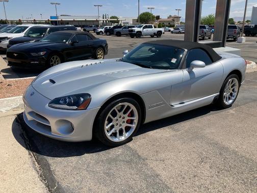 2004 Dodge Viper SRT-10