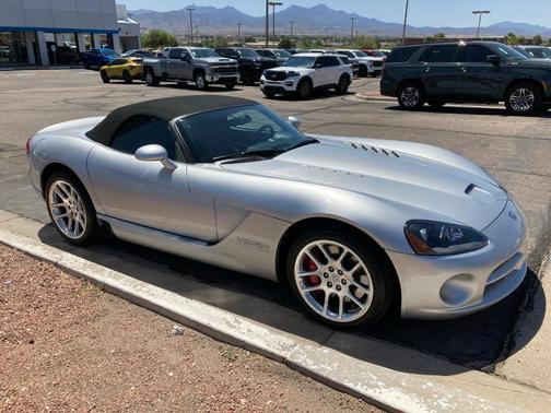2004 Dodge Viper SRT-10