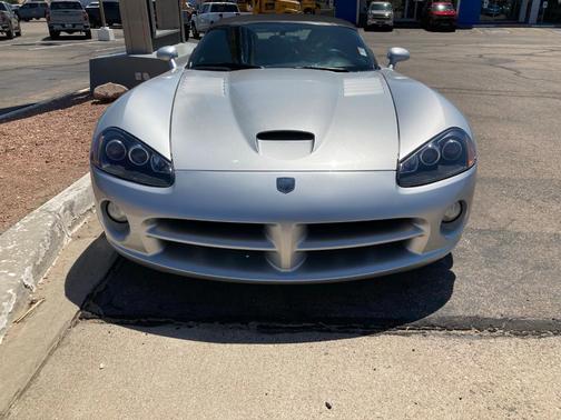 2004 Dodge Viper SRT-10