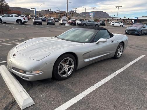 2004 Chevrolet Corvette Base