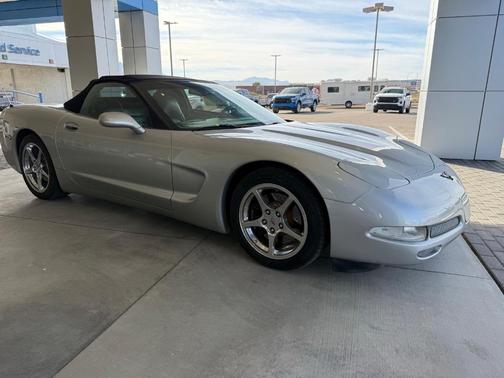 2004 Chevrolet Corvette Base