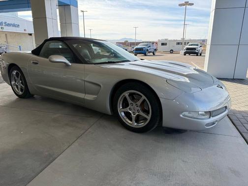 2004 Chevrolet Corvette Base