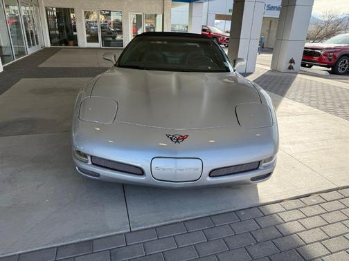 2004 Chevrolet Corvette Base