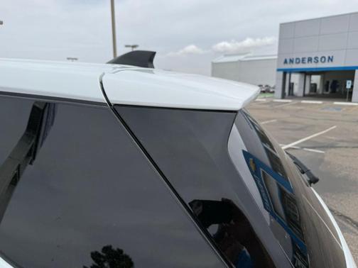 Summit White 2024 Chevrolet Equinox LT