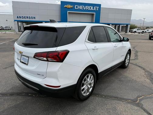 Summit White 2024 Chevrolet Equinox LT