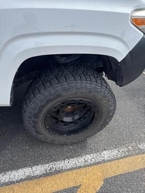 2017 Toyota Tacoma SR