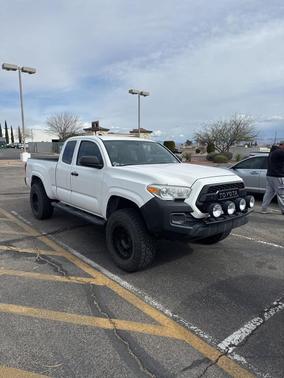 2017 Toyota Tacoma SR