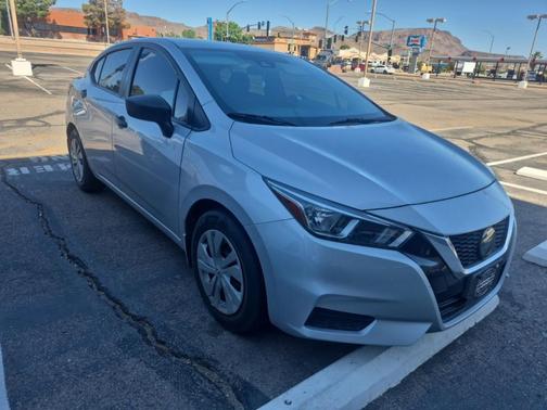 Brilliant Silver Metallic 2021 Nissan Versa S