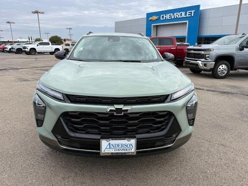 Green 2025 Chevrolet Trax ACTIV