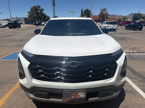 Summit White 2025 Chevrolet Equinox LT