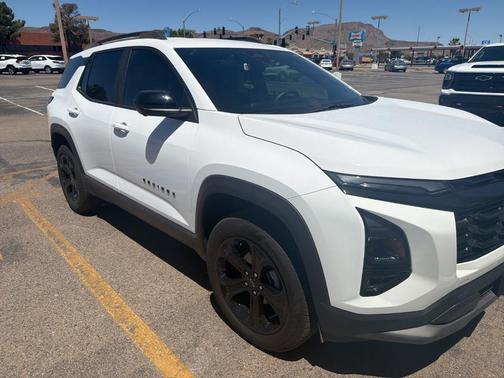 Summit White 2025 Chevrolet Equinox LT