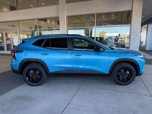 Marina Blue 2026 Chevrolet Trax LT