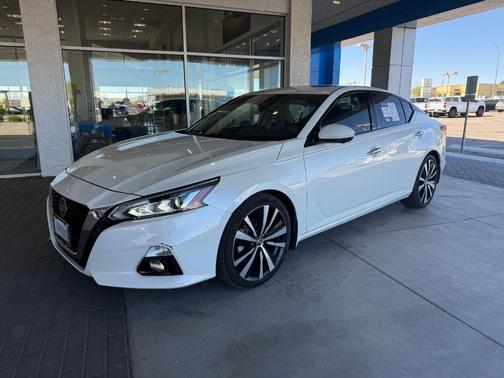 2019 Nissan Altima 2.5 Platinum