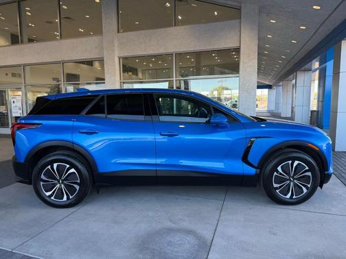 Rip Tide Blue 2025 Chevrolet Blazer EV LT