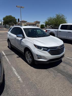 Iridescent Pearl Tricoat 2019 Chevrolet Equinox Premier w/2LZ