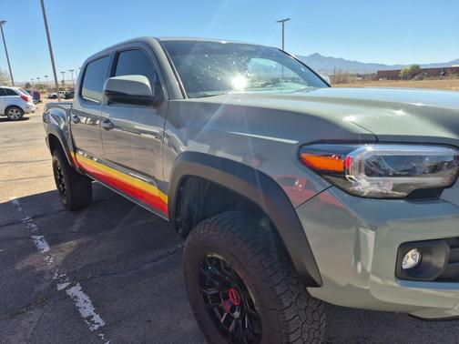 2023 Toyota Tacoma TRD Off Road