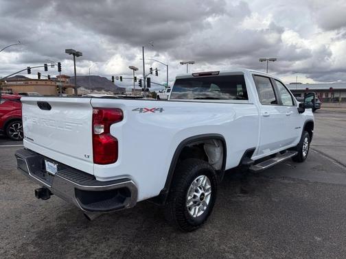 Summit White 2025 Chevrolet Silverado 2500 LT