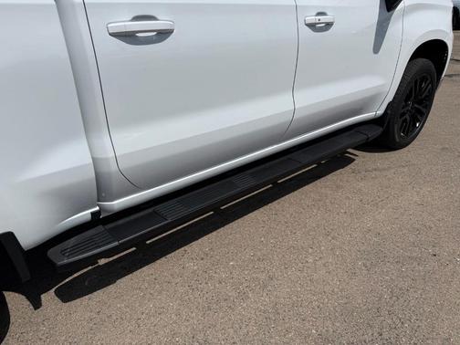 Summit White 2026 Chevrolet Silverado 1500 LT