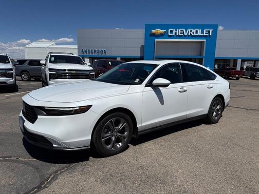 Platinum White Pearl 2024 Honda Accord EX