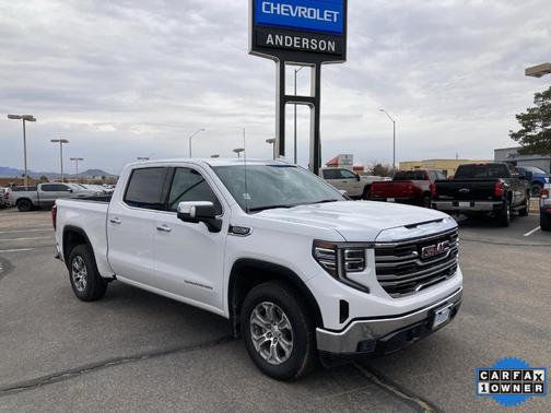 2024 GMC Sierra 1500 SLT