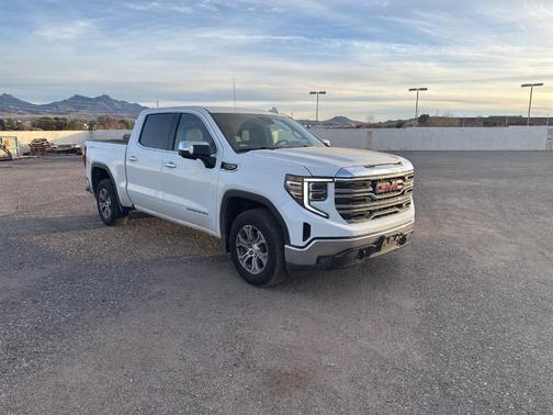 2024 GMC Sierra 1500 SLT