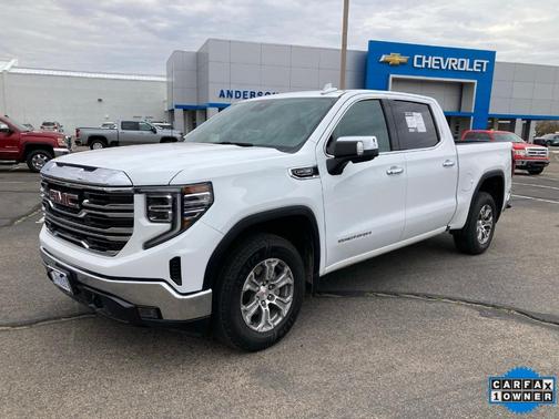 2024 GMC Sierra 1500 SLT