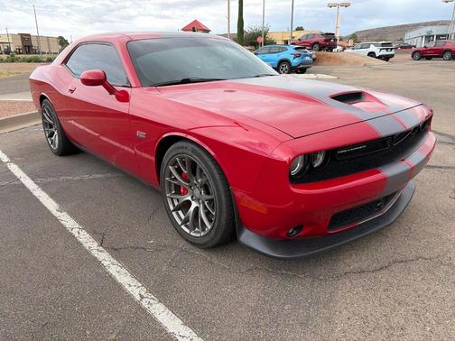 Redline Red Tricoat Pearl 2015 Dodge Challenger SRT 392