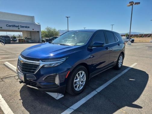 Blue Glow Metallic 2022 Chevrolet Equinox 1LT