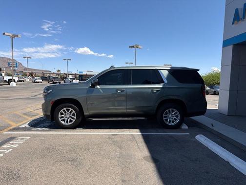 Silver Sage Metallic 2023 Chevrolet Tahoe LT