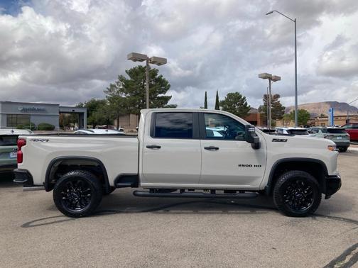 2026 Chevrolet Silverado 2500 Custom