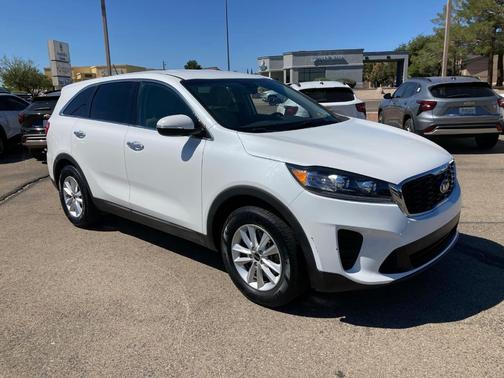 2020 Kia Sorento LX