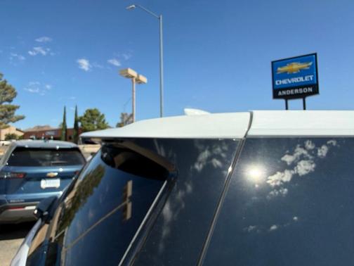 Summit White 2020 Chevrolet Traverse LS