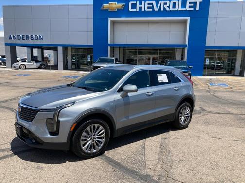 2024 Cadillac XT4 Premium Luxury