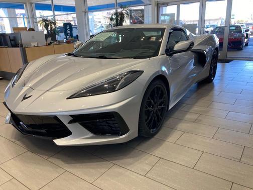 Blade Silver Metallic 2026 Chevrolet Corvette Stingray w/1LT