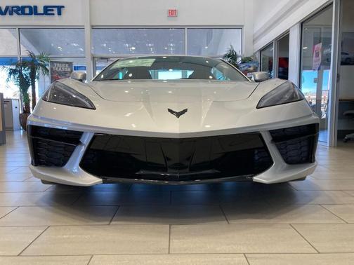 Blade Silver Metallic 2026 Chevrolet Corvette Stingray w/1LT