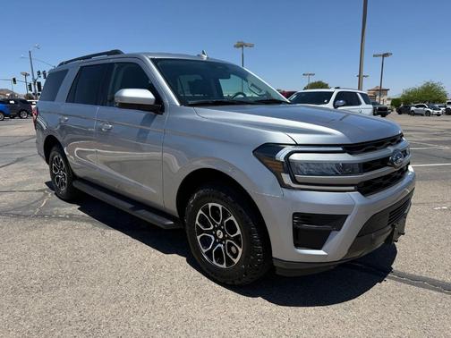 Silver Metallic 2024 Ford Expedition XLT