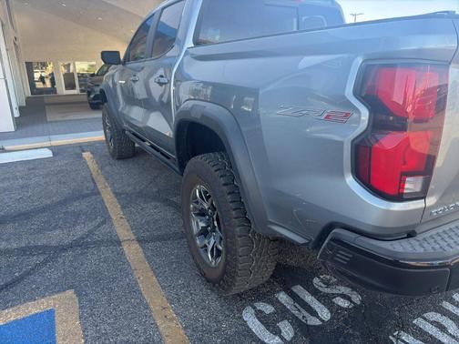 2025 Chevrolet Colorado ZR2