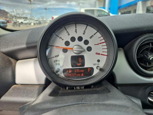 2013 MINI Hardtop Cooper