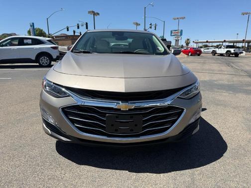 Mineral Gray Metallic 2024 Chevrolet Malibu 2LT