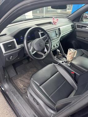 2022 Volkswagen Atlas Cross Sport 2.0T SE