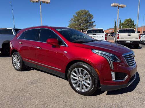 Red Horizon Tintcoat 2019 Cadillac XT5 Platinum